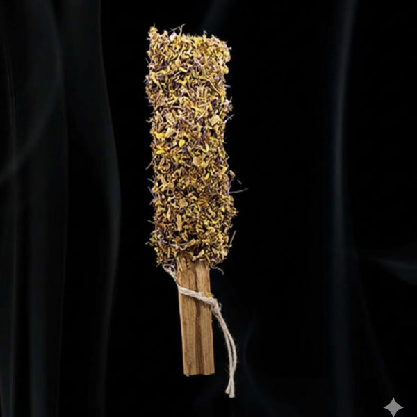 Bastón de palo santo / Botón de oro.